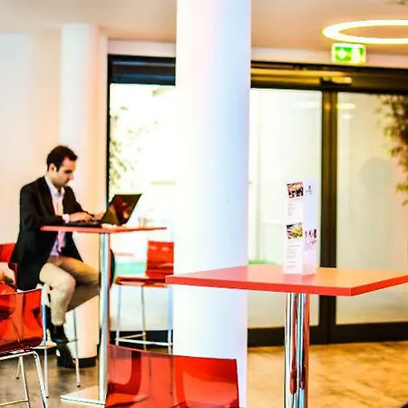 Bb Smarthotel Milano Linate Hotel 3*